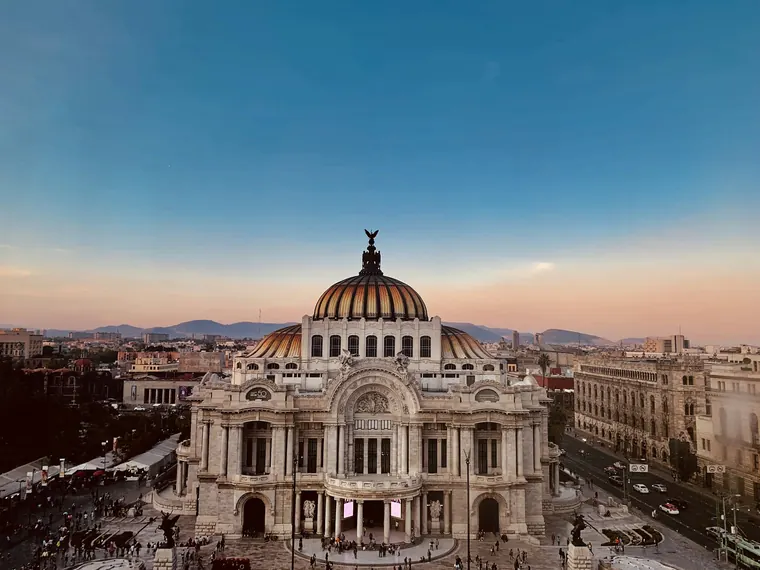 Palacio de Bellas Artes at sunset